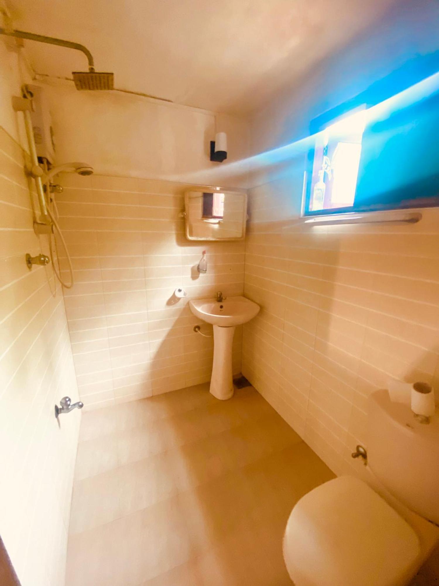 Happy Bunk Hostel 웰리가마 외부 사진