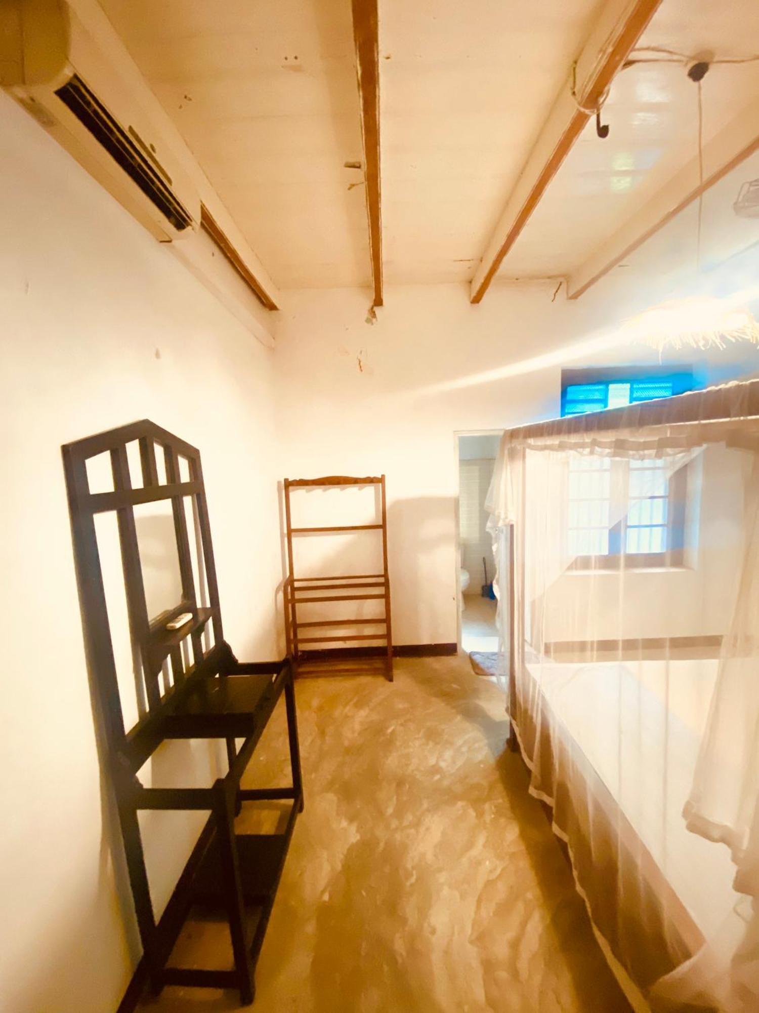Happy Bunk Hostel 웰리가마 외부 사진